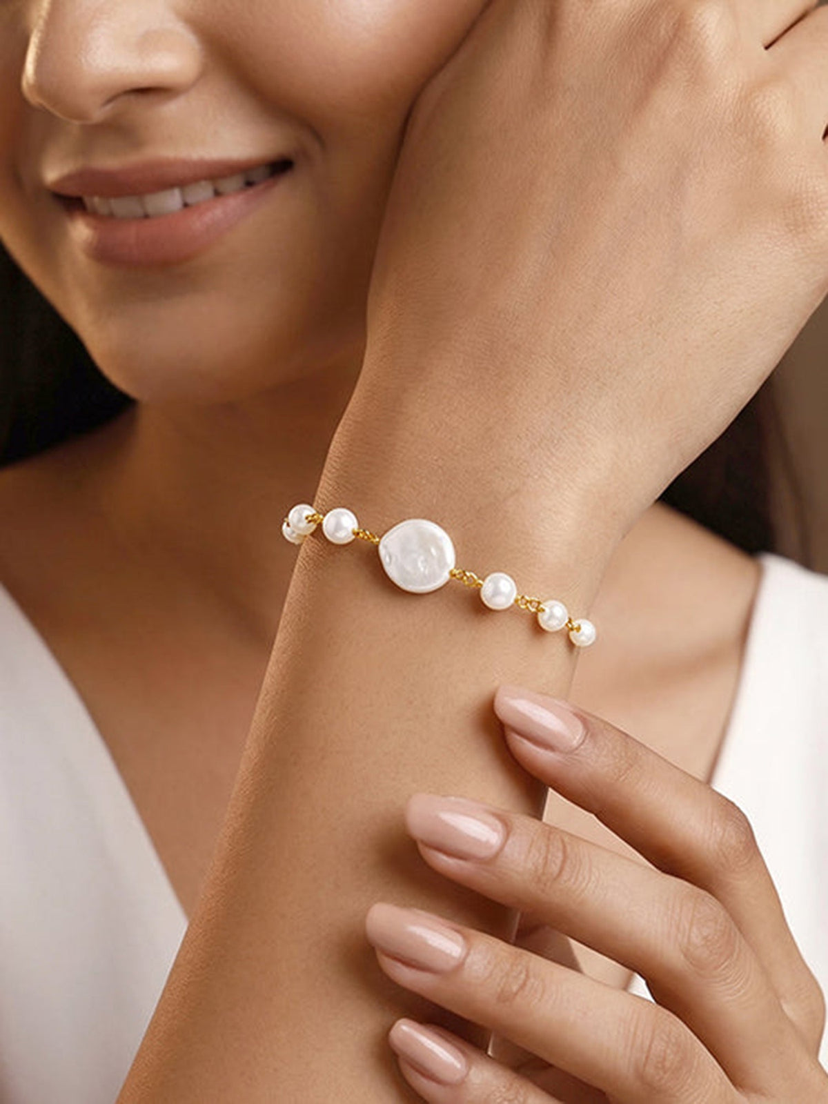 Golden Charlize Pearl Bracelet