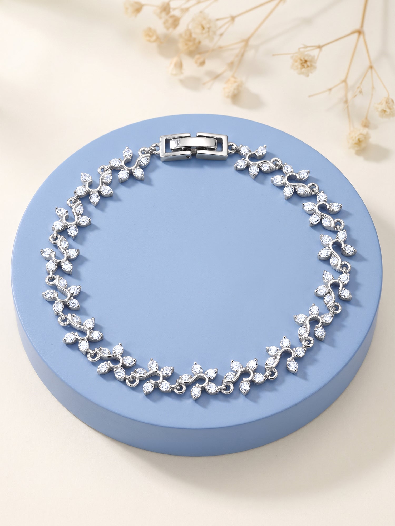 Silver Valora Floral Bracelet (Size 5.88)
