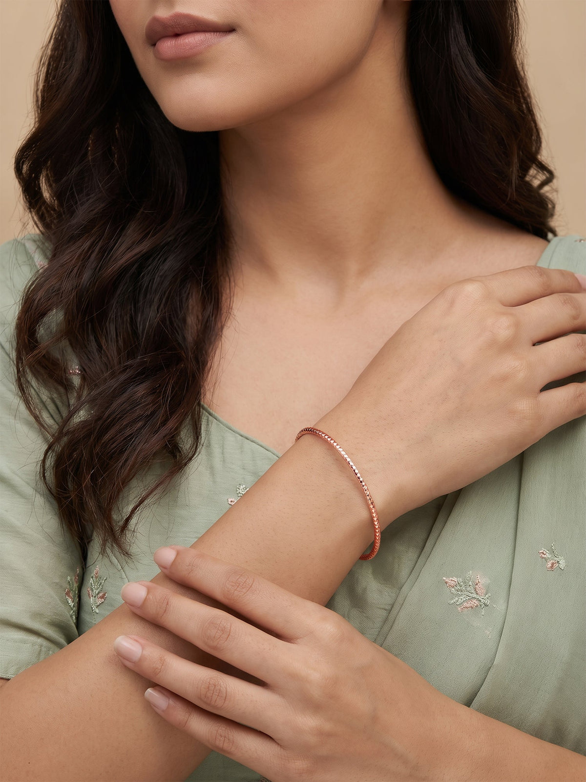 Rose Gold Minimal Vibe Bangle (Size 2.6)