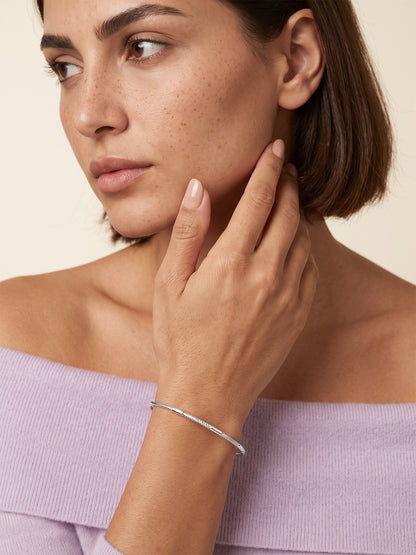 Silver Vanya Classic Bangle (Size 2.6)