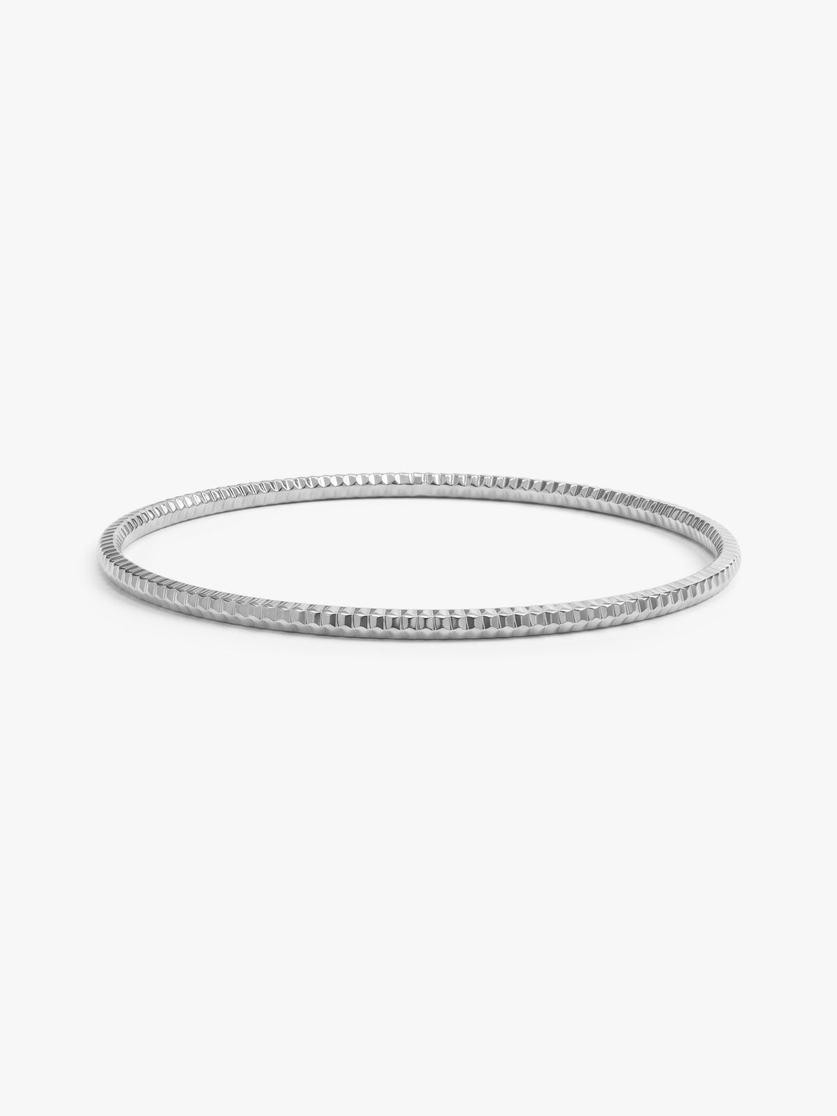Silver Minimal Vibe Bangle (Size 2.4)