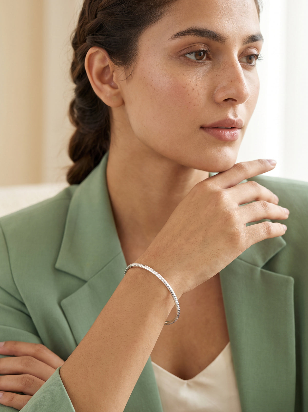 Silver Minimalistic Vibe Bangle (Size 2.6)