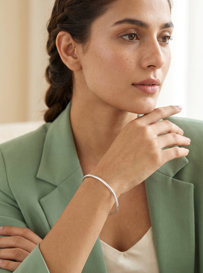 Silver Minimalistic Vibe Bangle (Size 2.6)