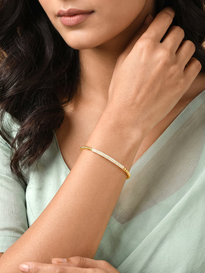 Golden Noemi Cuff Bracelet