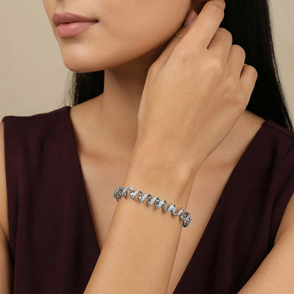 Silver Spiralling Out Bracelet