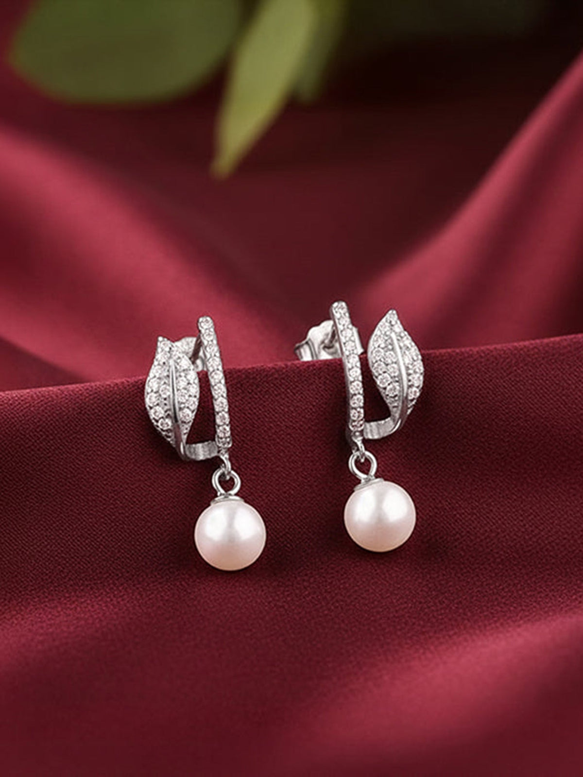 Silver Petal Pearl Earrings