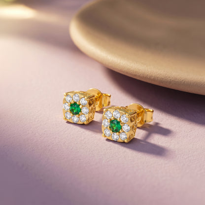 Golden Cassiora Stud Earring