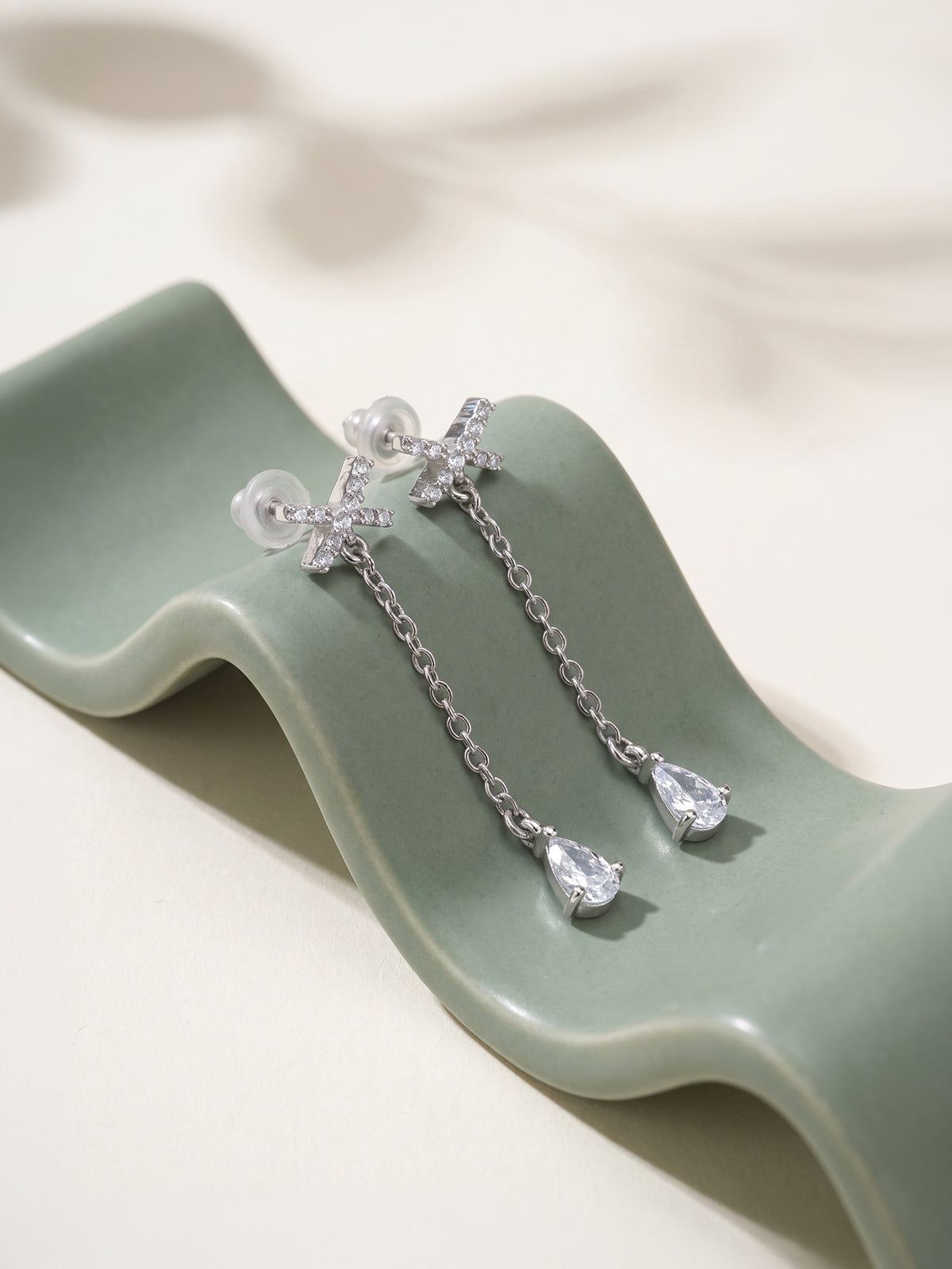 Silver Lilia Drop Earrings