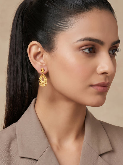 Golden Elarienne Earrings