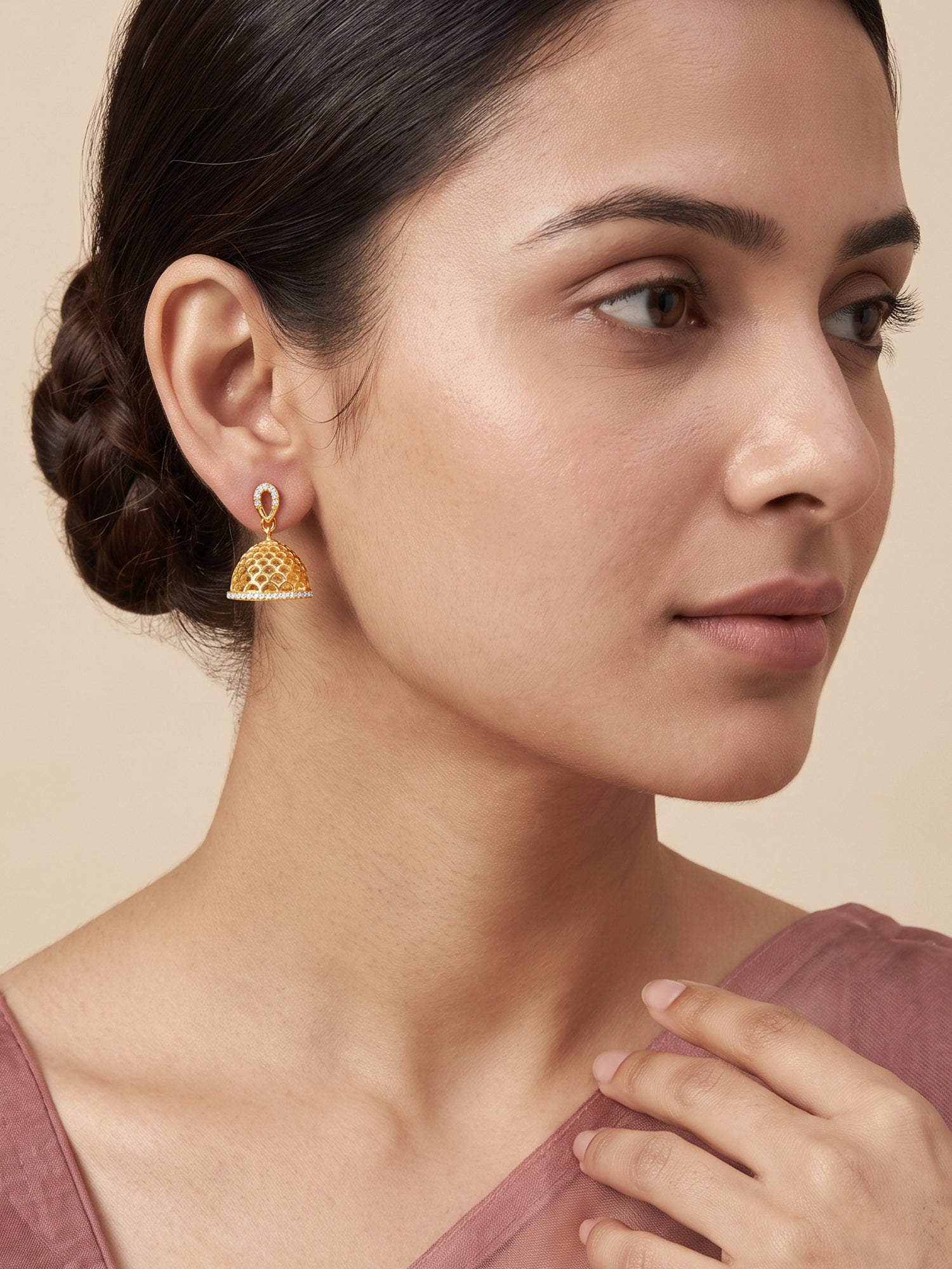 Golden Begum Jhumka