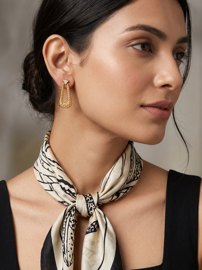 Golden Calyra Earrings