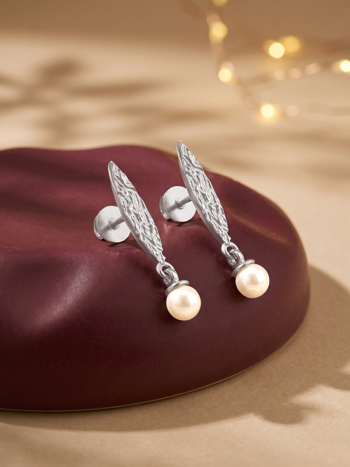 Silver Frost Pearl Earrings