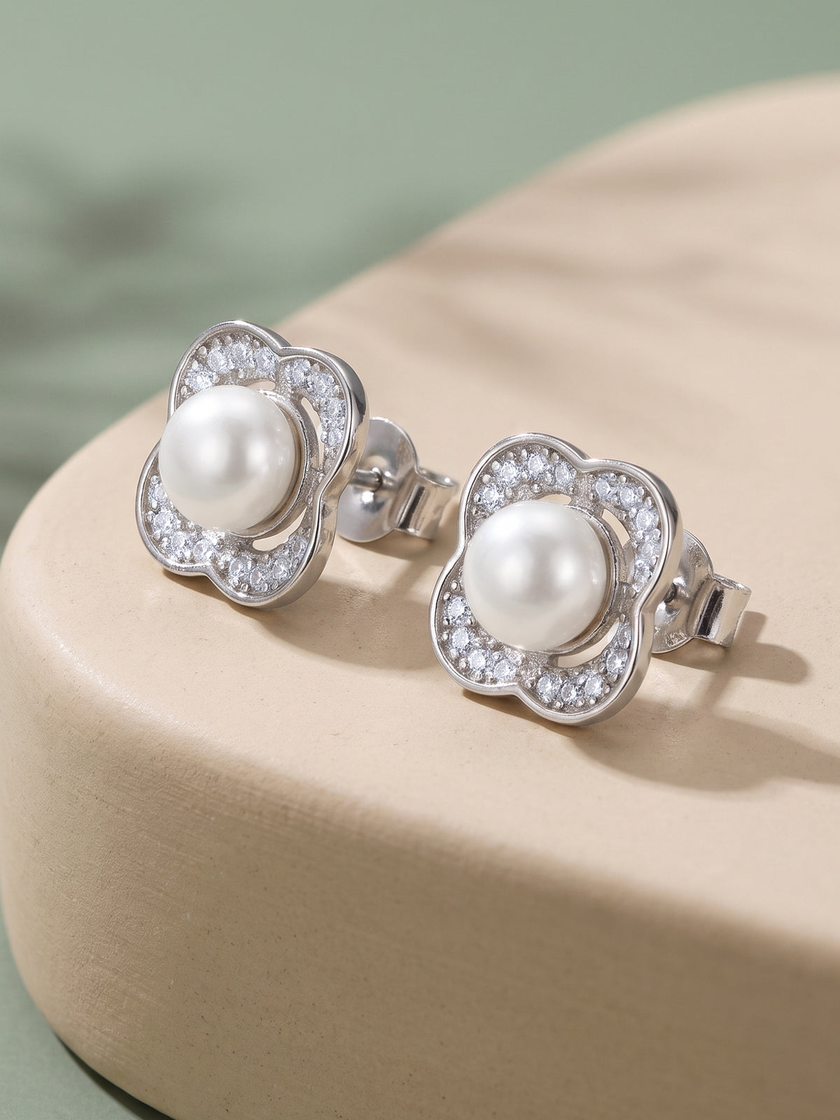 Silver Veronica Pearl Studs