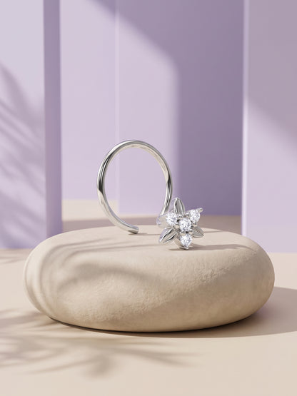 Silver Special Lily Nose Pin