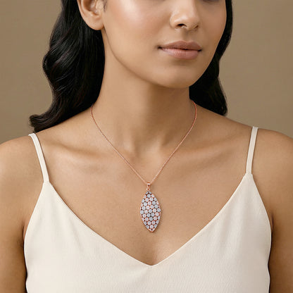 Dual Tone Verdant Glow Silver Pendant With Link Chain