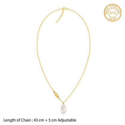 Golden Emilia Pearl Necklace
