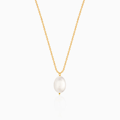 Golden Zooey Pearl Necklace