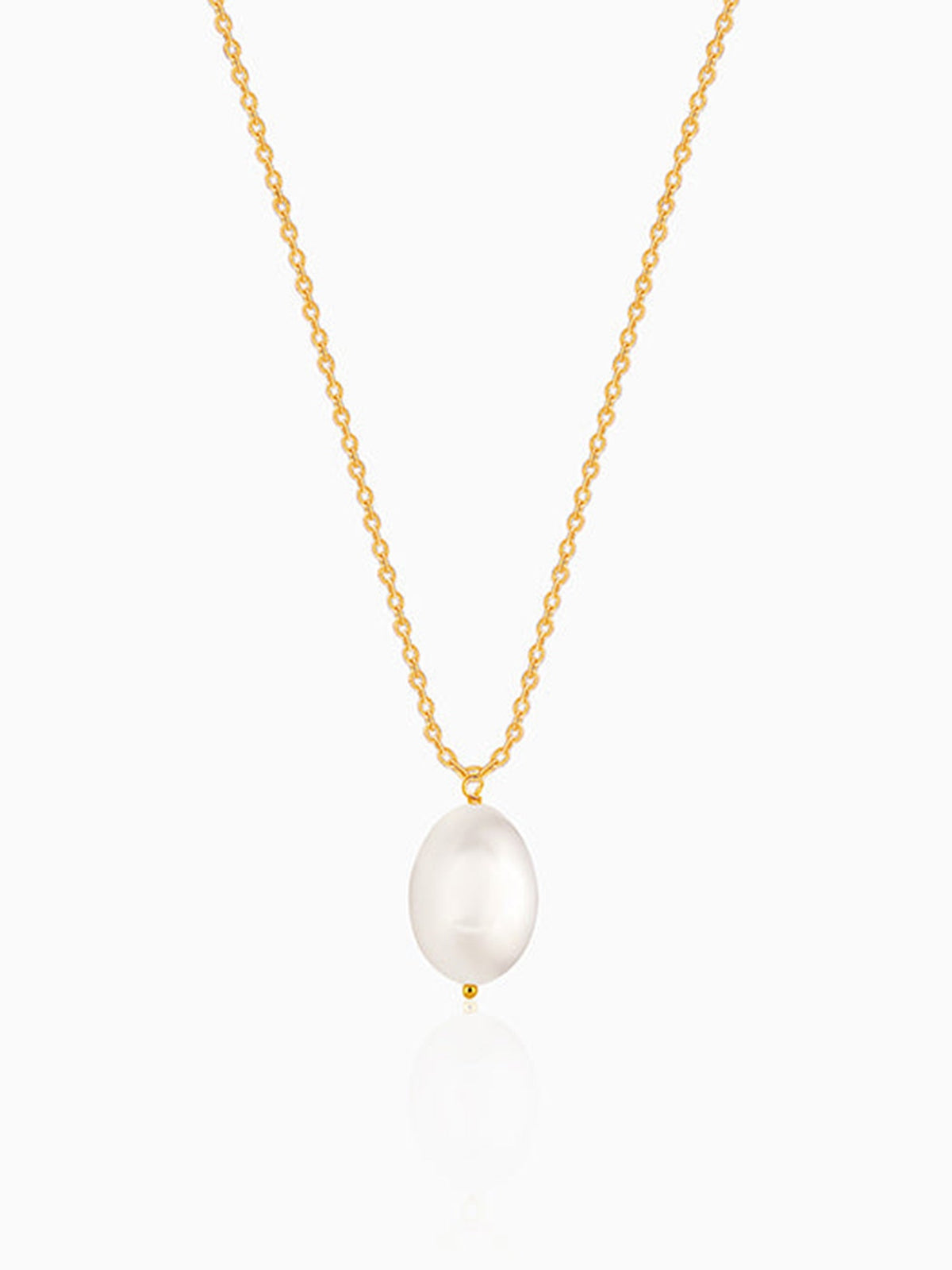 Golden Zooey Pearl Necklace