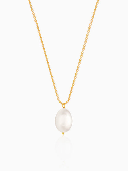 Golden Zooey Pearl Necklace