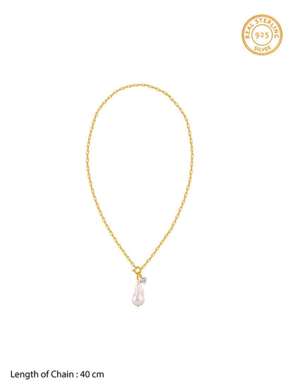 Golden Shailene Pearl Necklace