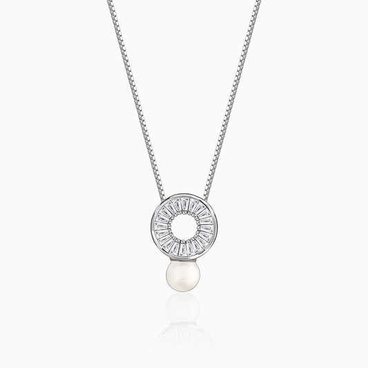 Silver Lizzie Pearl Necklace