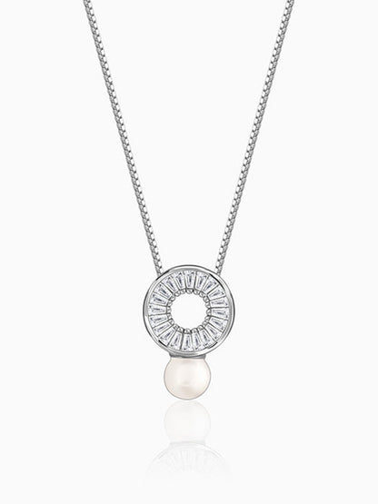 Silver Lizzie Pearl Necklace