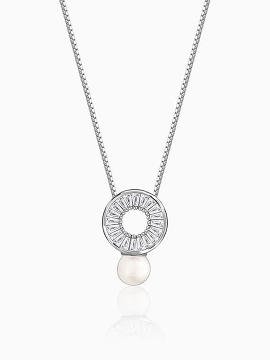 Silver Lizzie Pearl Necklace