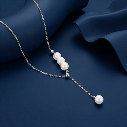 Silver Bette Necklace