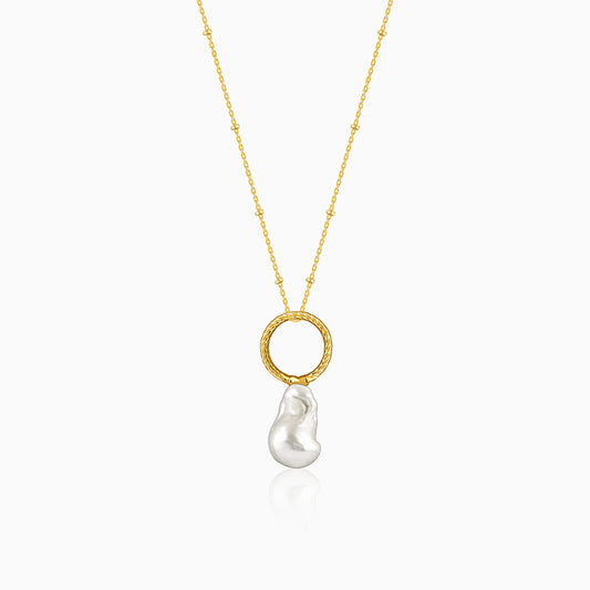Golden Ava Pearl Pendant With Link Chain