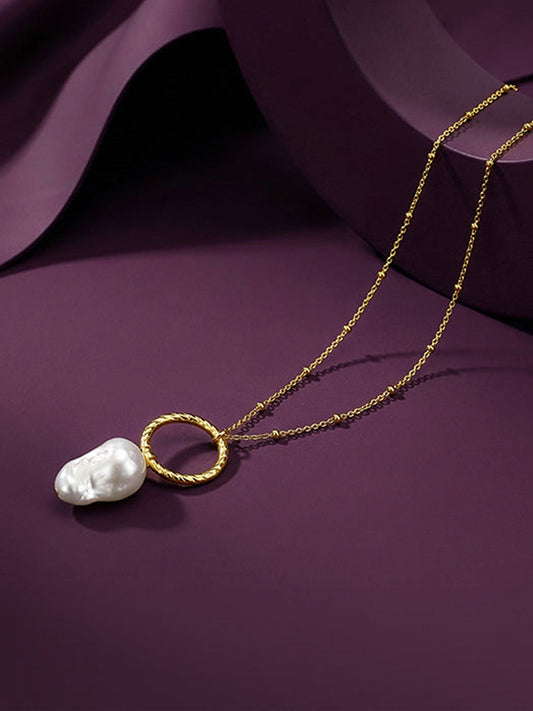 Golden Ava Pearl Pendant With Link Chain
