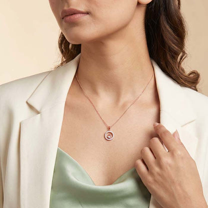 Rose Gold Charming Circle Pendant With Link Chain