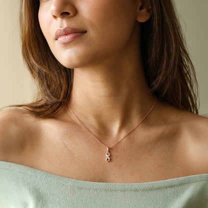 Rose Gold Cascelle Pendant with Link Chain