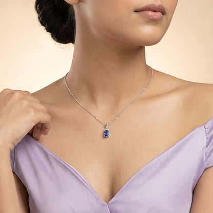 Silver Pretty Glow Pendant With Link Chain
