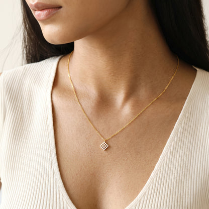 Golden Lattelle Pendant with Link Chain