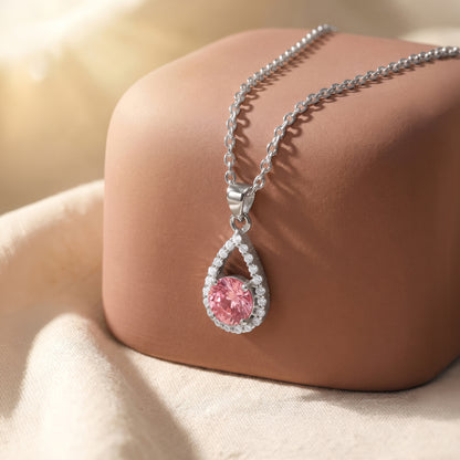 Silver Virelia Pendant with Link Chain