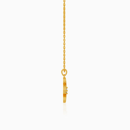 Golden Aurelia Twist Pendant With Link Chain