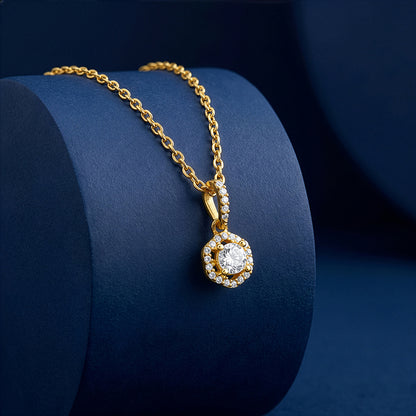 Golden Elvora Pendant with Link Chain