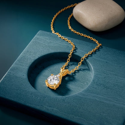 Golden Velvet Radiance Pendant with Link Chain