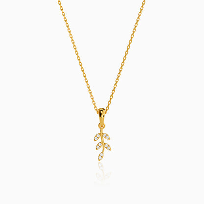 Golden Erynelle Pendant With Link Chain