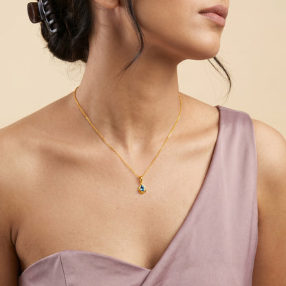Golden Blue Tear Pendant With Link Chain
