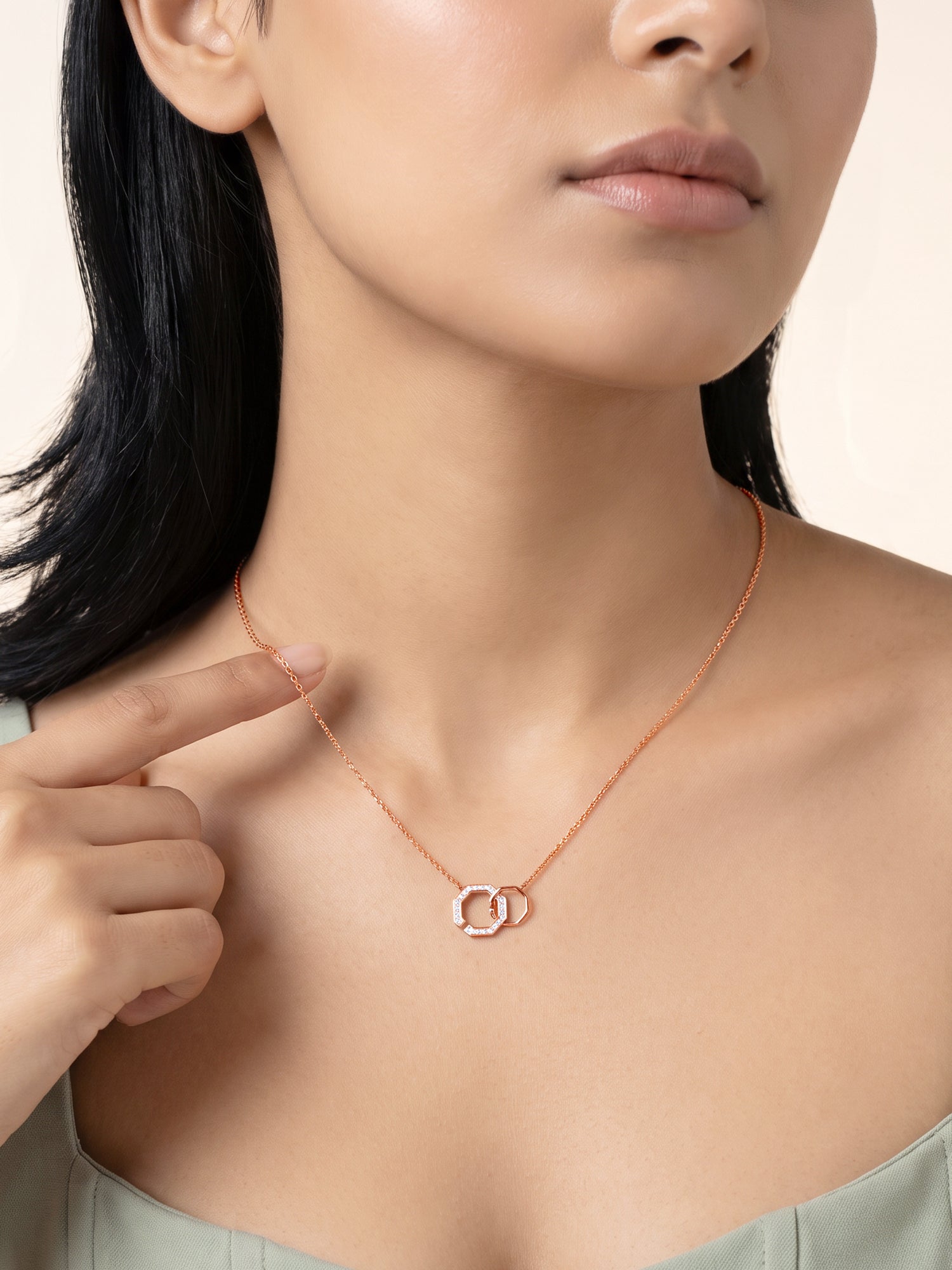 Rose Gold Avelisse Necklace