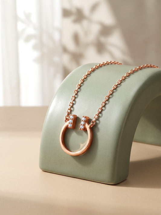 Rose Gold Valencia Horseshoe Necklace