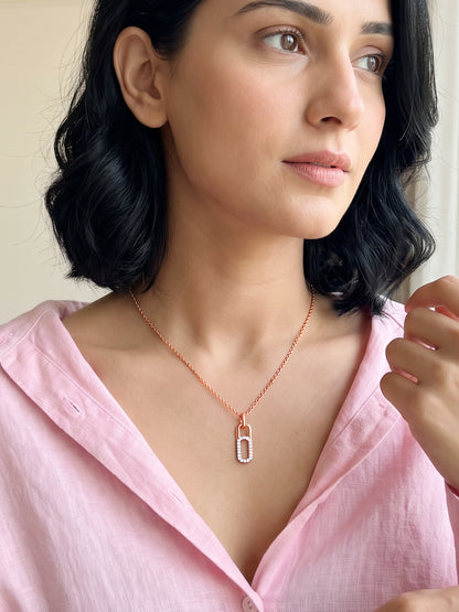 Rose Gold Almudena Pendant With Link Chain