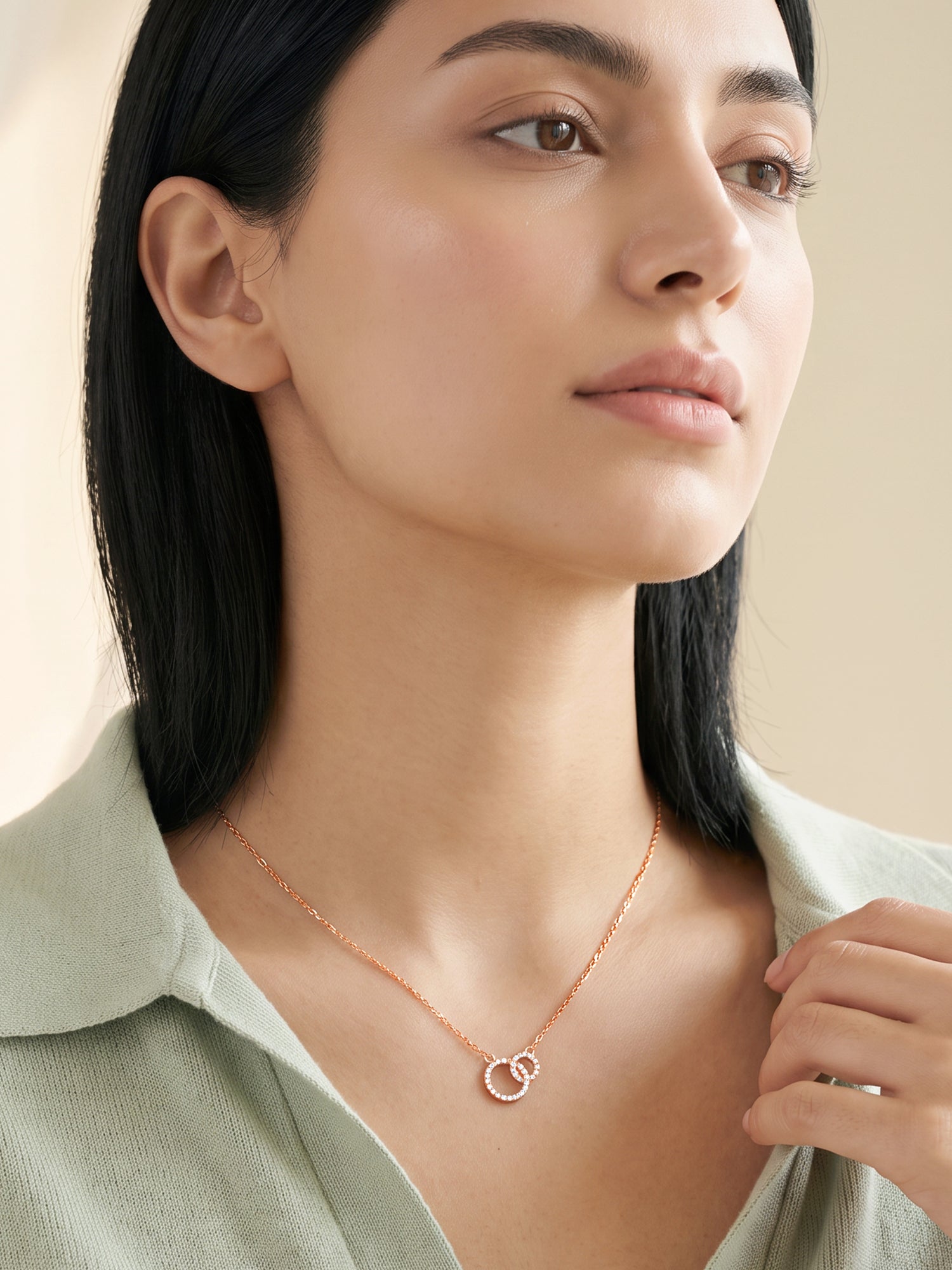 Rose Gold Viviane Necklace