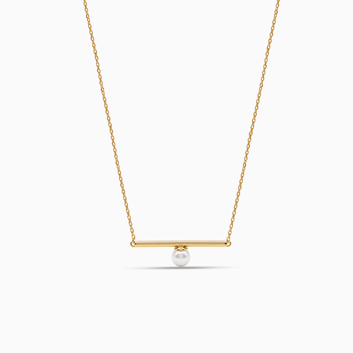 Golden Harlow Pearl Necklace