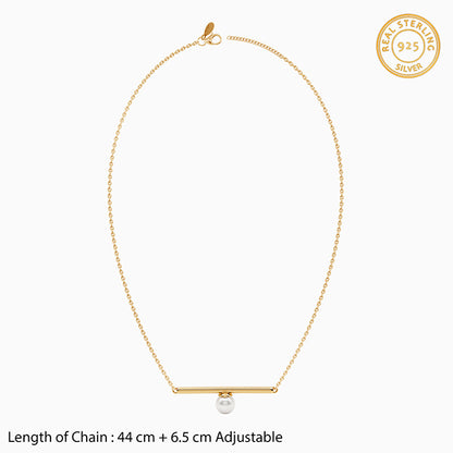 Golden Harlow Pearl Necklace