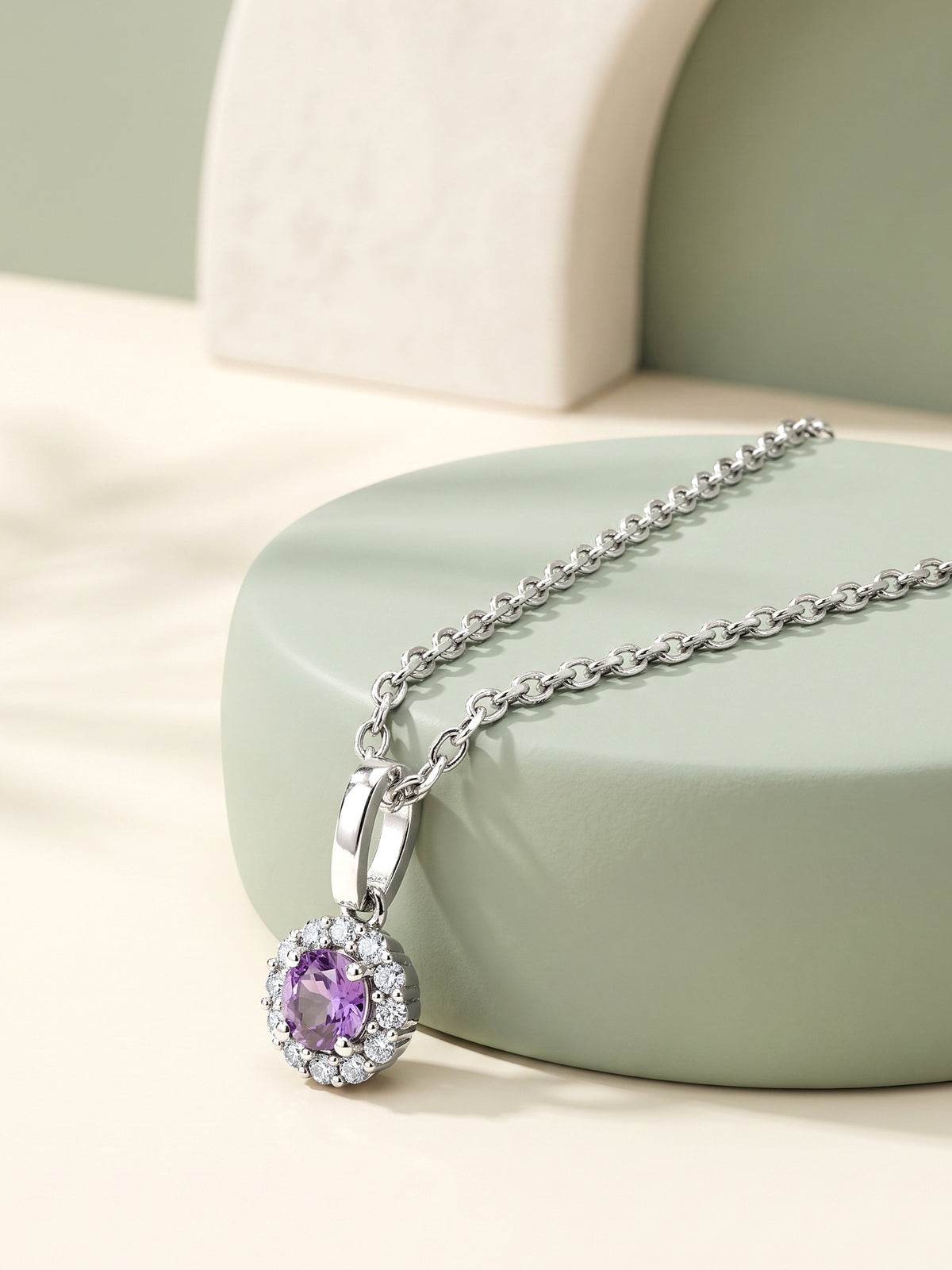 Silver Mireille Pendant With Link Chain