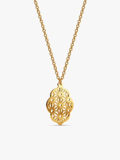 Golden Luxora Pendant With Link Chain