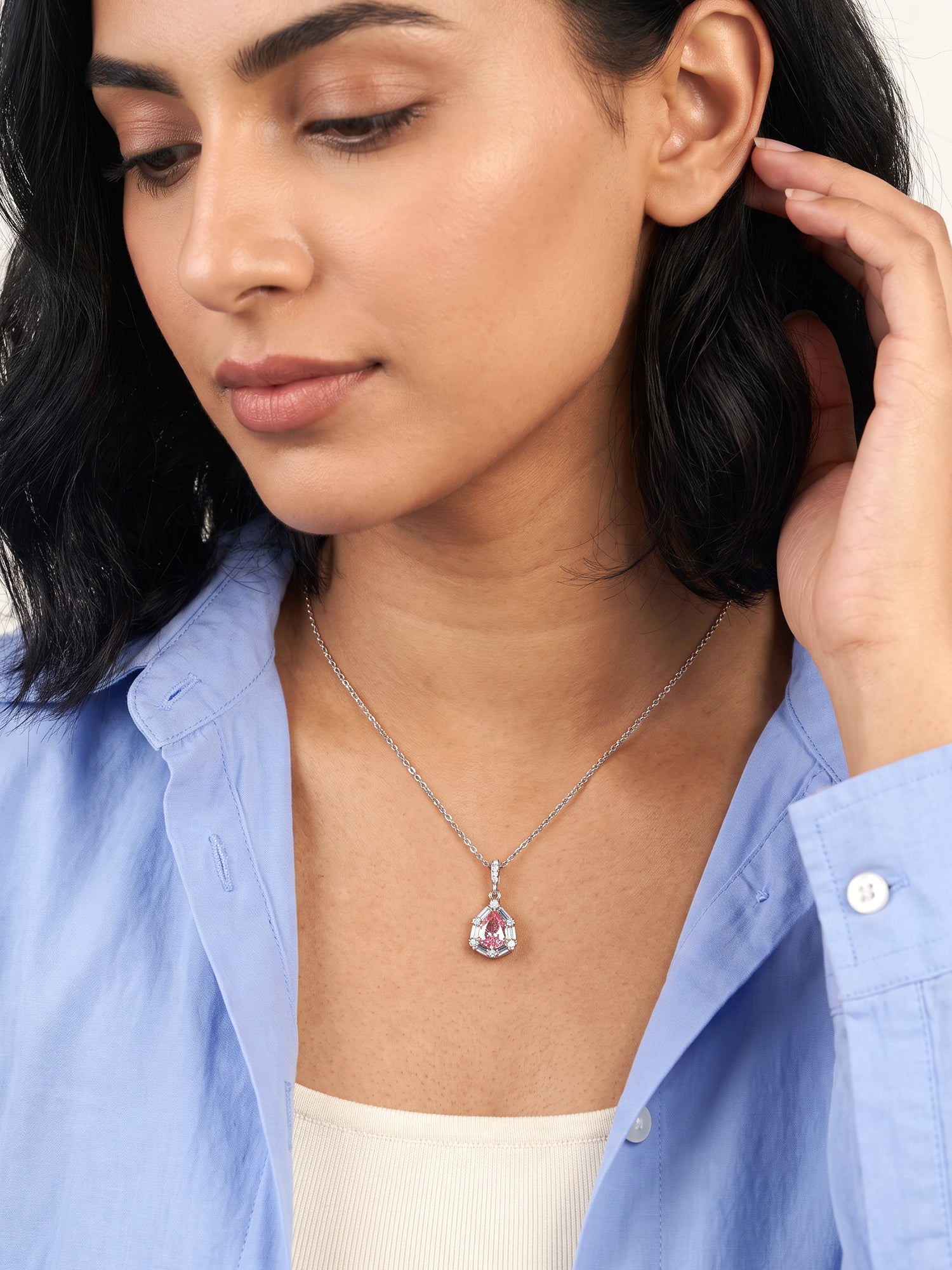 Silver Evelina Pendant With Link Chain