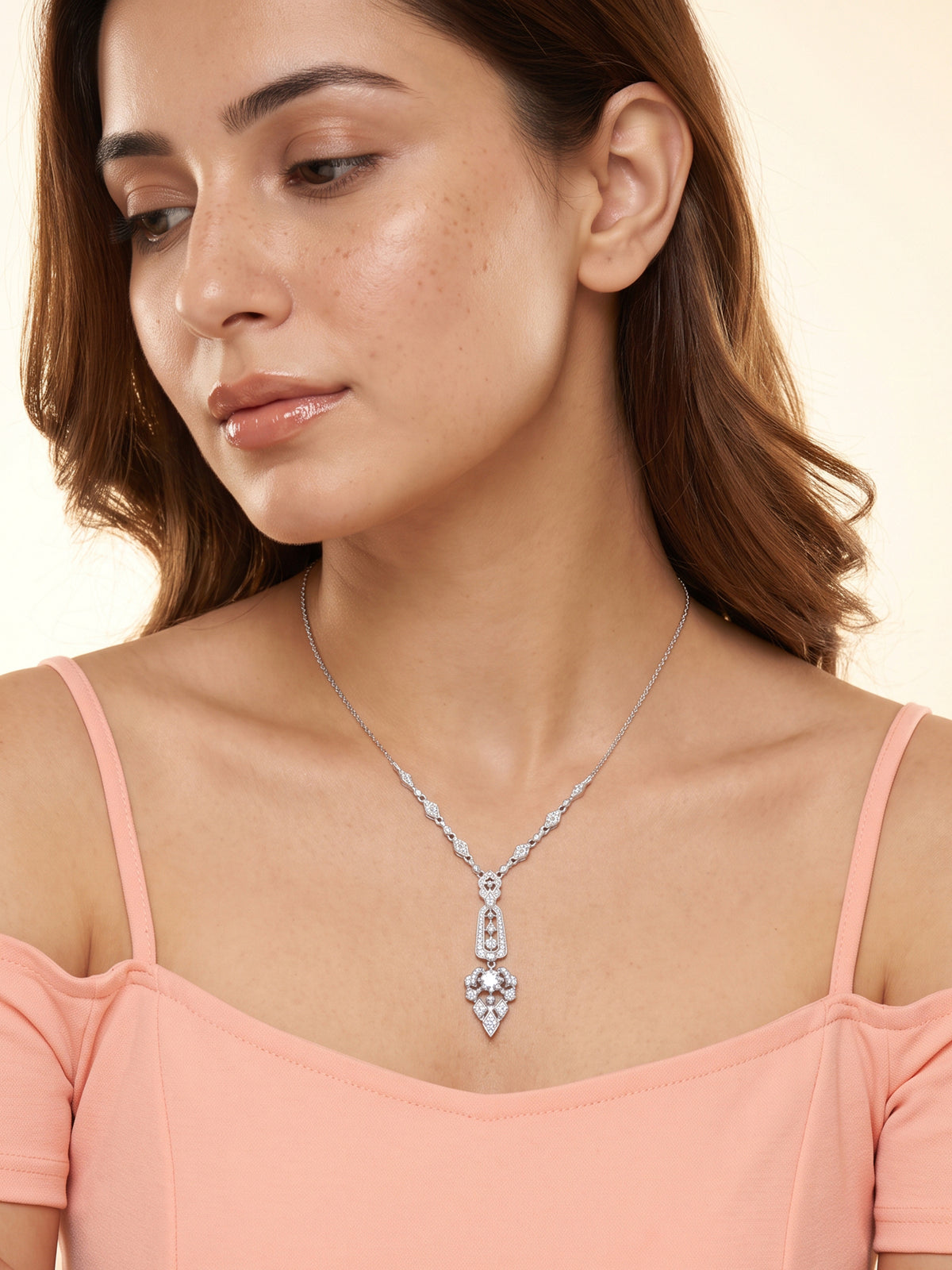Silver Dazzling Whisper Necklace